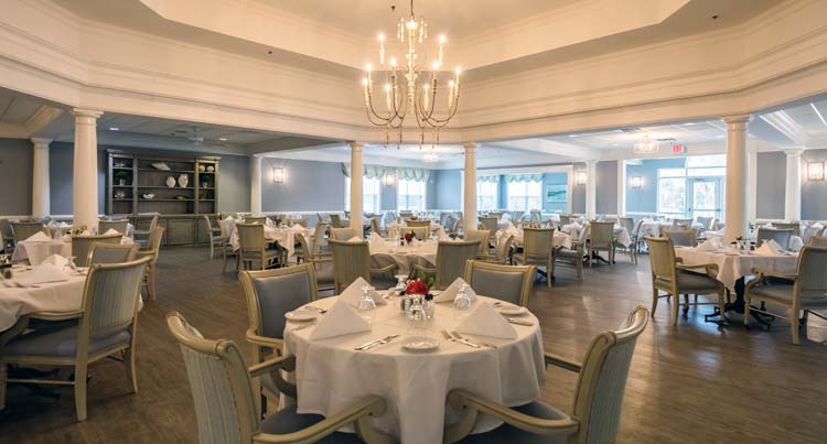 Brightwater Myrtle Beach Independent Living Dining Room