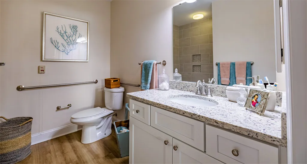 Brightwater Myrtle Beach Villa Apartment | Interior Bathroom | 2024-46
