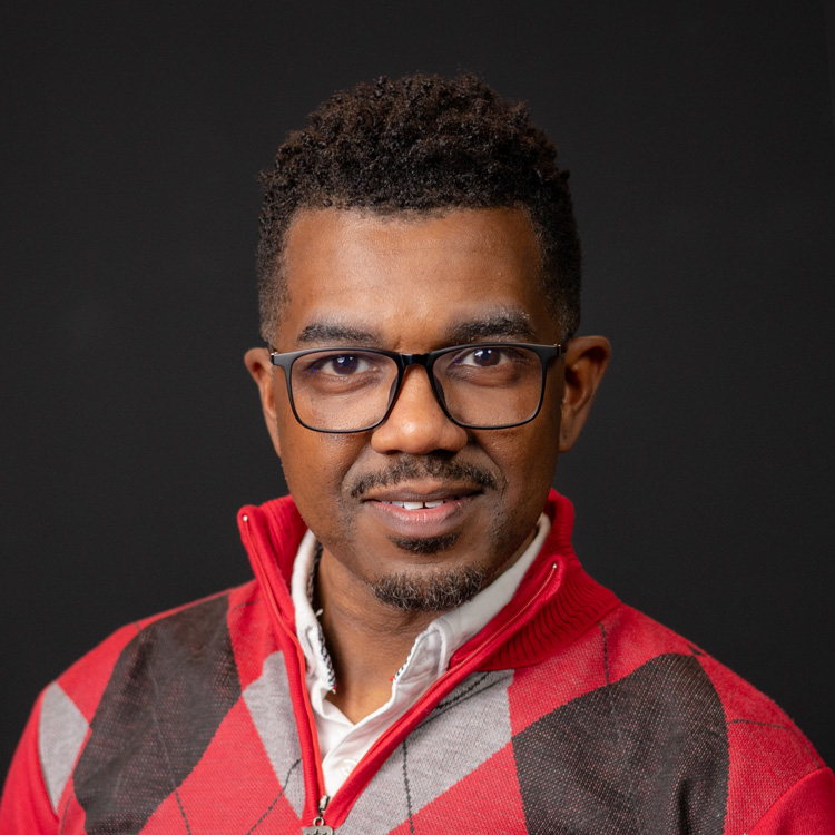 Joseph Patrick Headshot